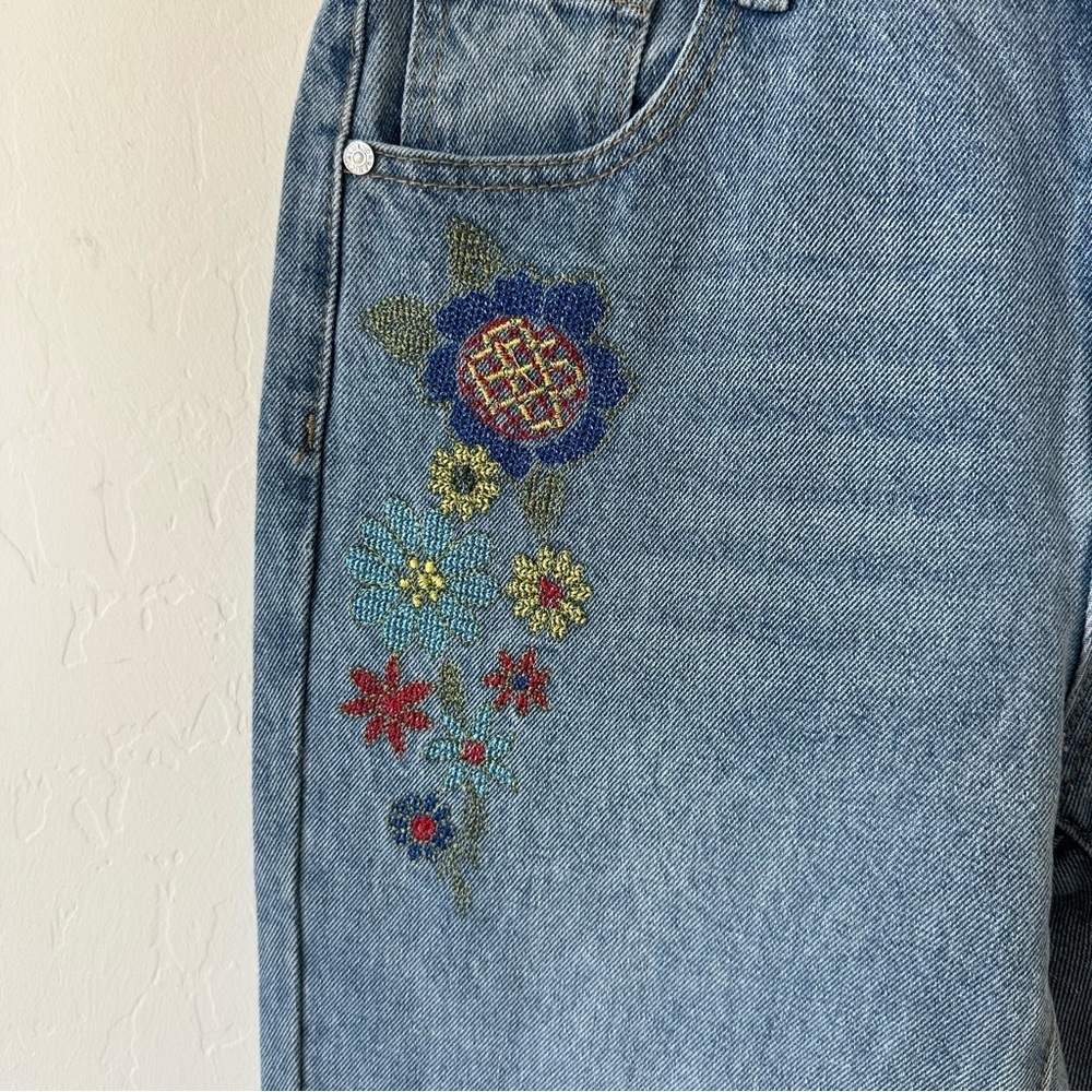 Organic Blue Boho Artsy Embroidered Floral Straight Leg High Rise Jeans Size 7 - Picture 3 of 12